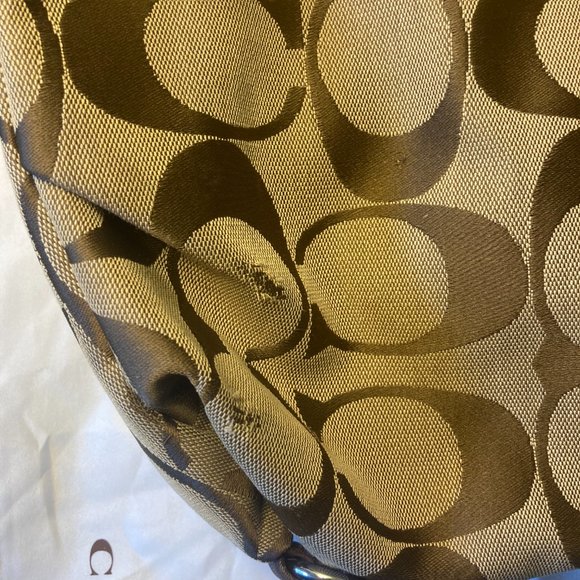 Coach Purse *see photos* - Picture 2 of 12